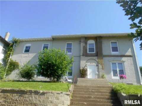 212 E 6TH Street, Davenport, IA 52803