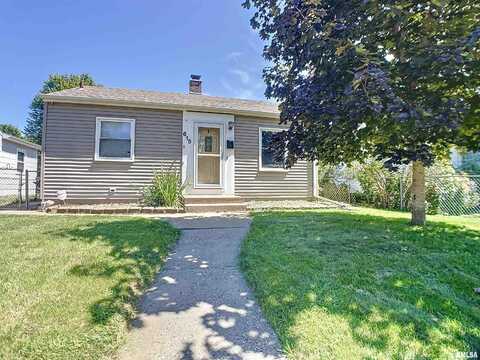 615 S NEVADA Avenue, Davenport, IA 52802