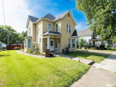 1225 S 4TH Street, Pekin, IL 61554