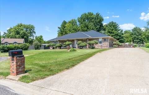 11 Covered Bridge Acres, Glenarm, IL 62536