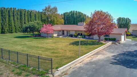 1817 W Herman Rd, Othello, WA 99344