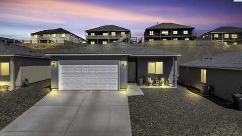 828 Duke Lane, West Richland, WA 99353