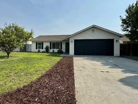 2608 Spruce St, Pasco, WA 99301