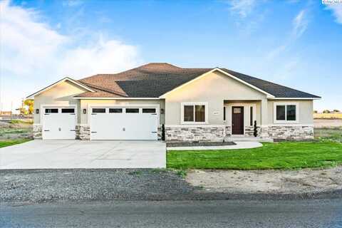 6479 Rd 3 NE, Moses Lake, WA 98837