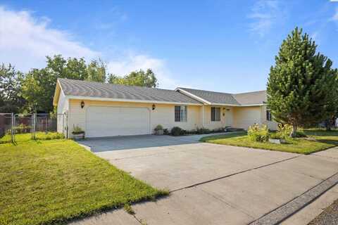 322 S Williams St, Kennewick, WA 99336