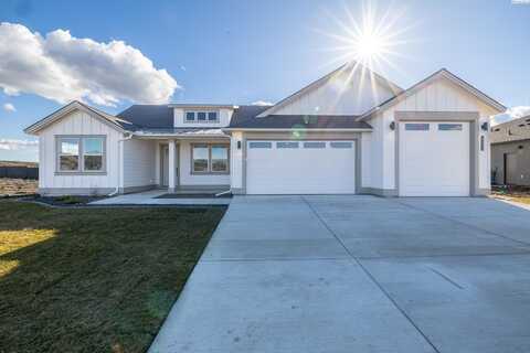 2895 Avrio Ave, Richland, WA 99354