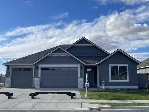 2913 Avrio Ave, Richland, WA 99354