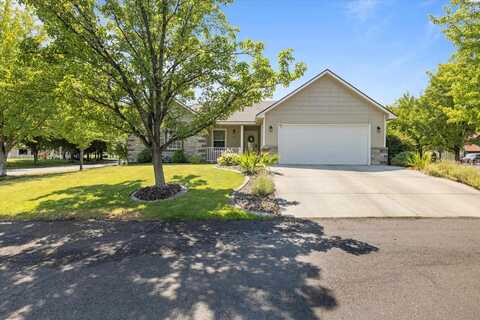 18 Marigold Loop, Pasco, WA 99301