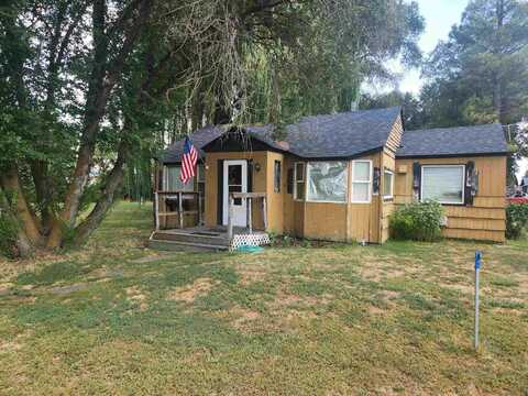 103 S Main, St. John, WA 99171