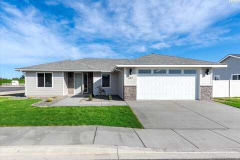 107 E 26th Ave, Kennewick, WA 99337