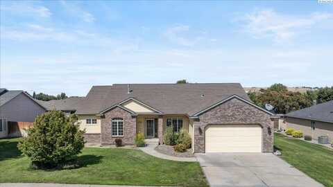 476 Oahu St., Richland, WA 99352