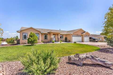 599 Tanager Dr, Pueblo, CO 81007