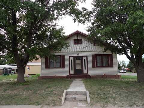 802 Lincoln Ave, La Junta, CO 81050