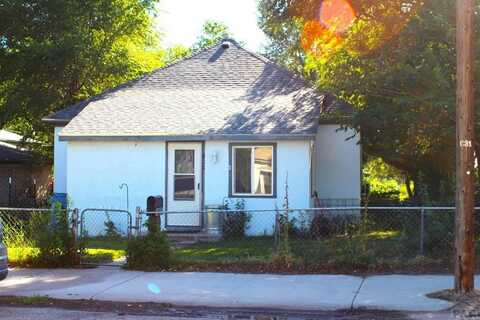 711 7th St, Fowler, CO 81039