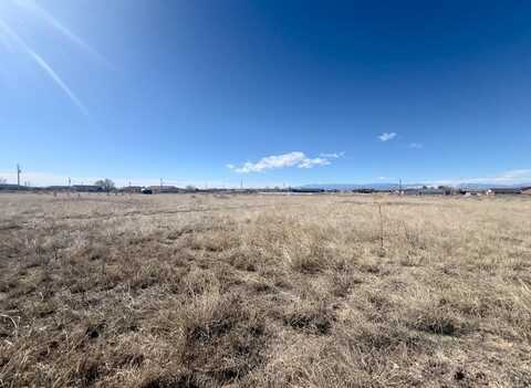 680 Paradise Dr, Pueblo West, CO 81007