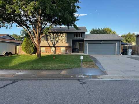 110 Kingsley Ave, Pueblo, CO 81005