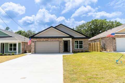 5995 Born Dr, Pensacola, FL 32504