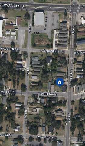 704 W Jackson St, Pensacola, FL 32501