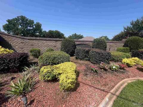 956 Legacy Oaks Dr, Pensacola, FL 32514