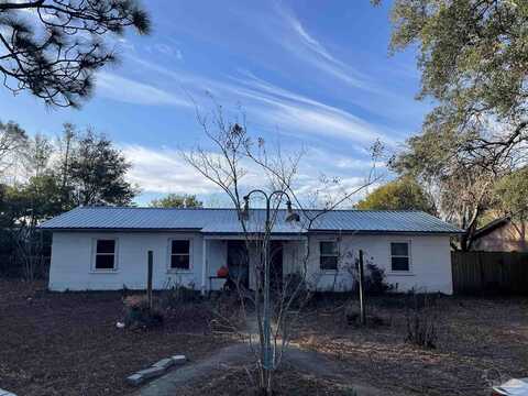 305 NE Woodrow St, Fort Walton Beach, FL 32547