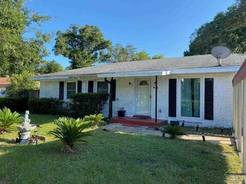 405 Seamarge Ln, Pensacola, FL 32507