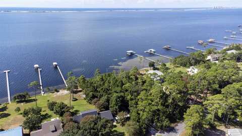 4991 Soundside Dr, Gulf Breeze, FL 32563