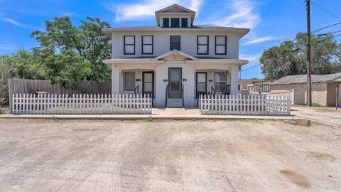 105 W 8th St, Big Spring, TX 79720