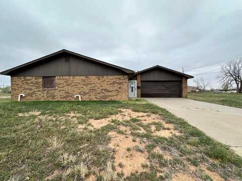 305 SE 11th St, Lamesa, TX 79331