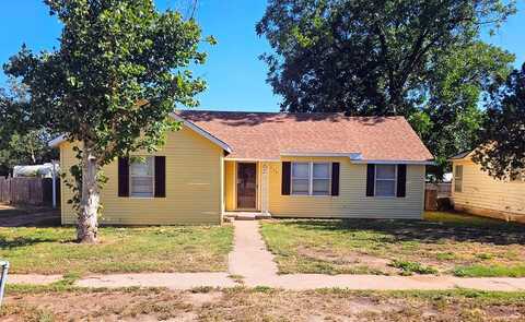 113 E 11th St, Colorado City, TX 79512