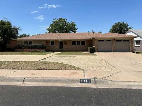 1411 Mogford St, Midland, TX 79701