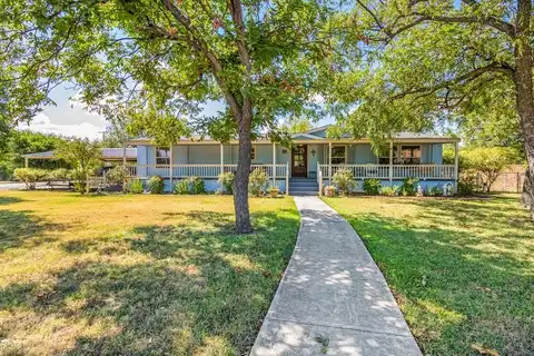 212 E Mesquite, Coleman, TX 76834