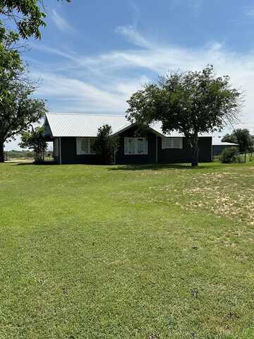 2024 Roby Hwy, Snyder, TX 79549