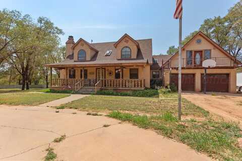 600 S Arkansas St, Shamrock, TX 79079