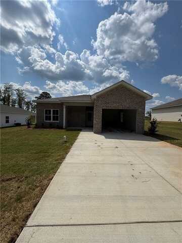 7175 King Road, Valley, AL 36854