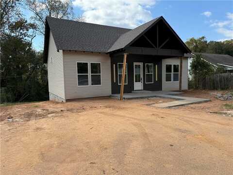 304 Combs Street, Valley, AL 36854