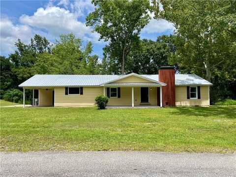 11 Thompson Lane, Phenix City, AL 36870