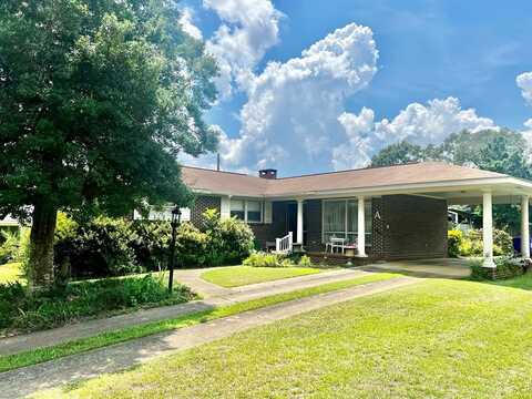 108 Woodland Circle, Troy, AL 36081