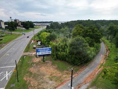 1005 Henderson HWY, Troy, AL 36079