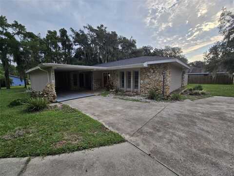 1520 MOSS AVENUE, LEESBURG, FL 34748