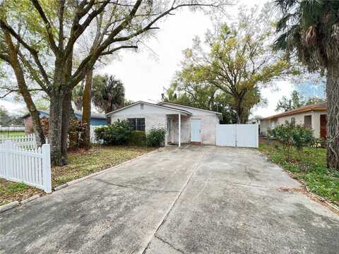 2913 E LAKE AVENUE, TAMPA, FL 33610