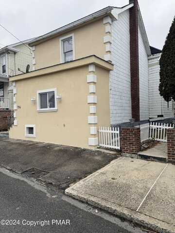 114 E Ludlow Street, Summit Hill, PA 18250