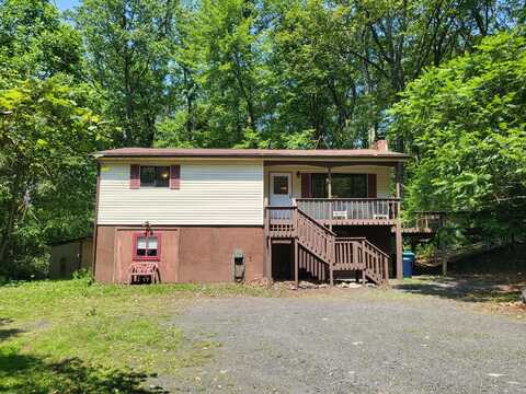 2153 Gravel Road, Canadensis, PA 18325