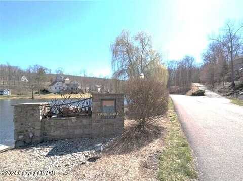 611 MCKINLEY Way, East Stroudsburg, PA 18301