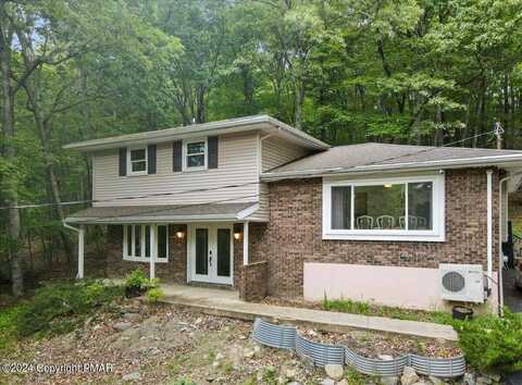 111 Radcliff Road, Bushkill, PA 18324