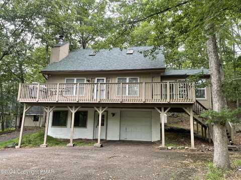 6151 Decker Road, Bushkill, PA 18324