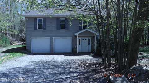 1095 Salamanca Drive, Tobyhanna, PA 18466