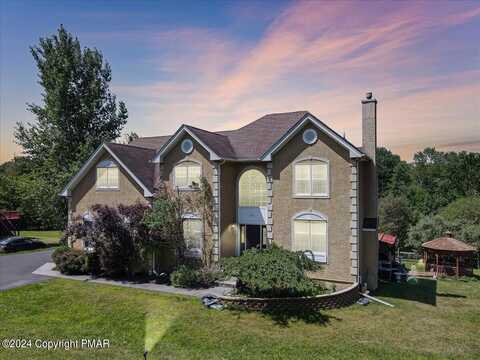 219 Saddle Creek Drive, Mount Bethel, PA 18343