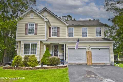 219 Kensington Drive, Bushkill, PA 18324