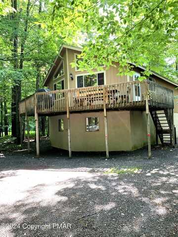 126 Maxatawny Drive, Pocono Lake, PA 18347