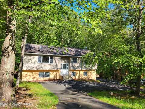 6025 Decker Road, Bushkill, PA 18324